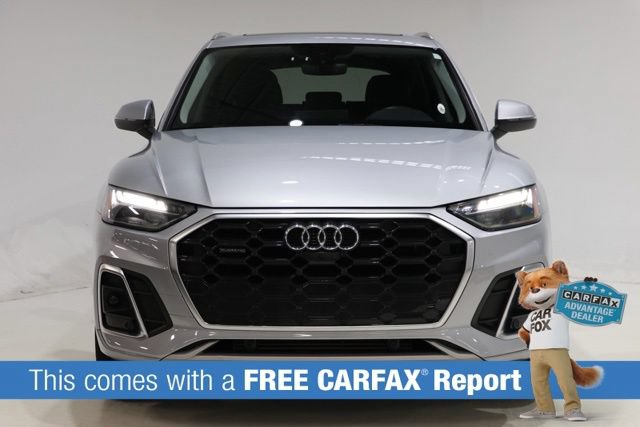 Used 2022 Audi Q5 2.0T Premium Plus w/ Premium Plus Package AWD/4WD image 2