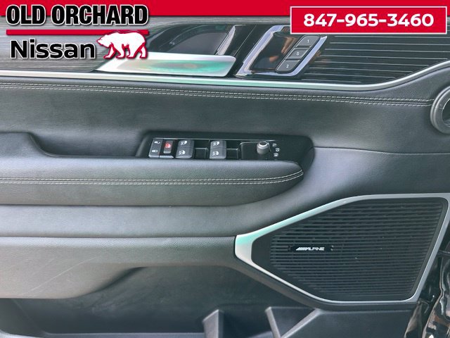 Used 2024 Jeep Wagoneer Series II w/ Flexible Seating Group AWD/4WD image 9