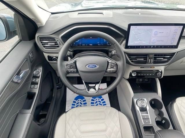 New 2024 Ford Escape Platinum w/ Premium Technology Package AWD/4WD image 20