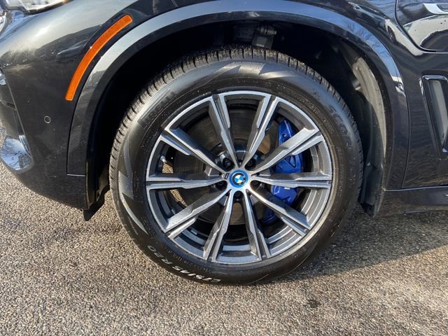 Used 2023 BMW X5 xDrive45e w/ Executive Package image 9