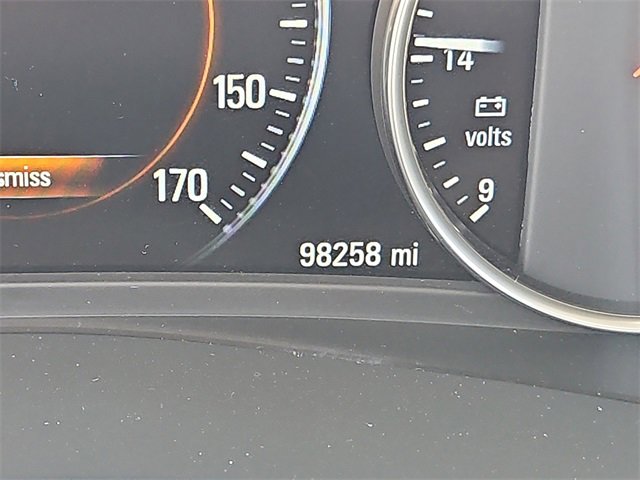 Used 2017 Buick LaCrosse Essence image 18