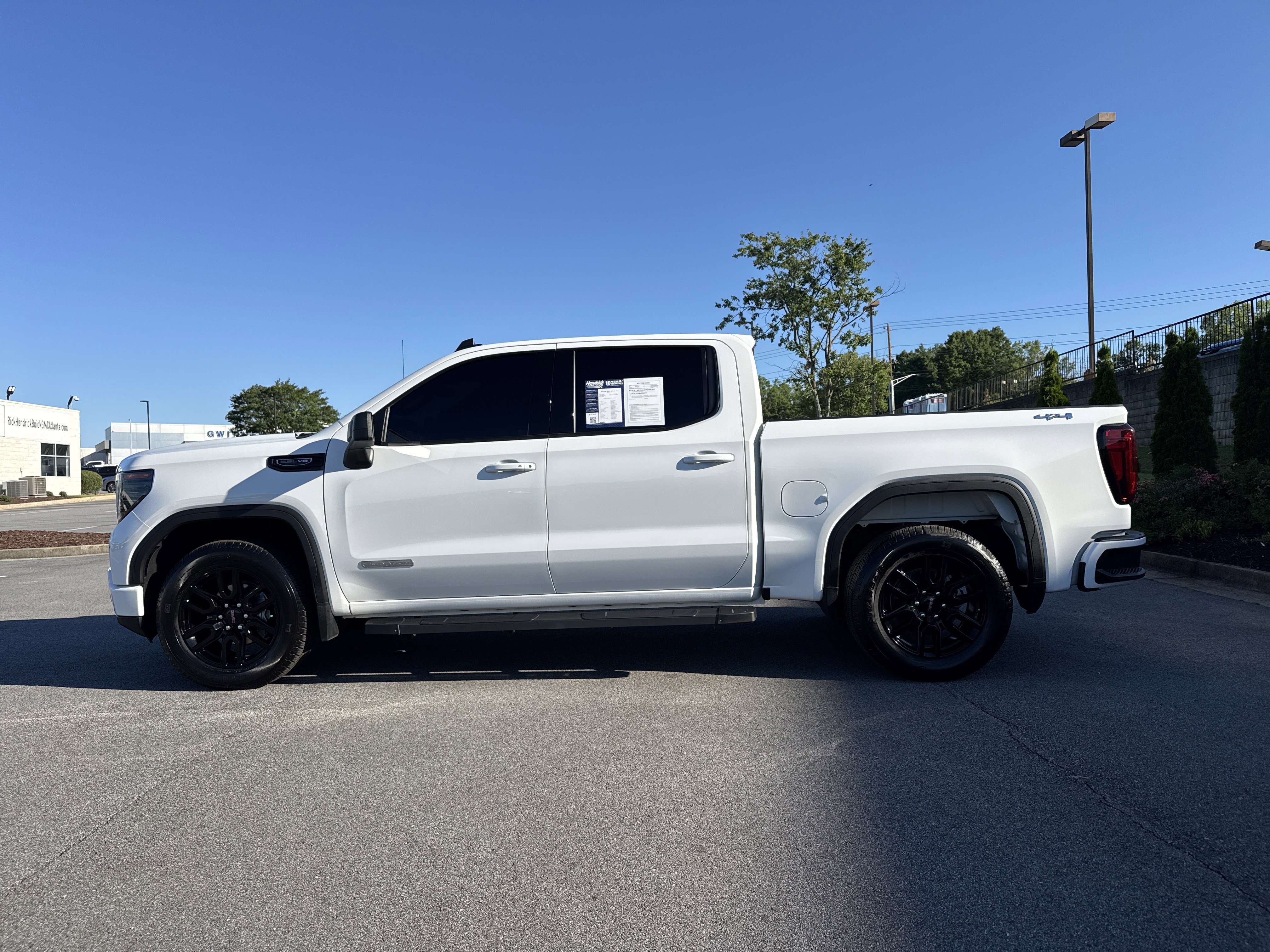 Used 2025 GMC Sierra 1500 Elevation AWD/4WD image 7