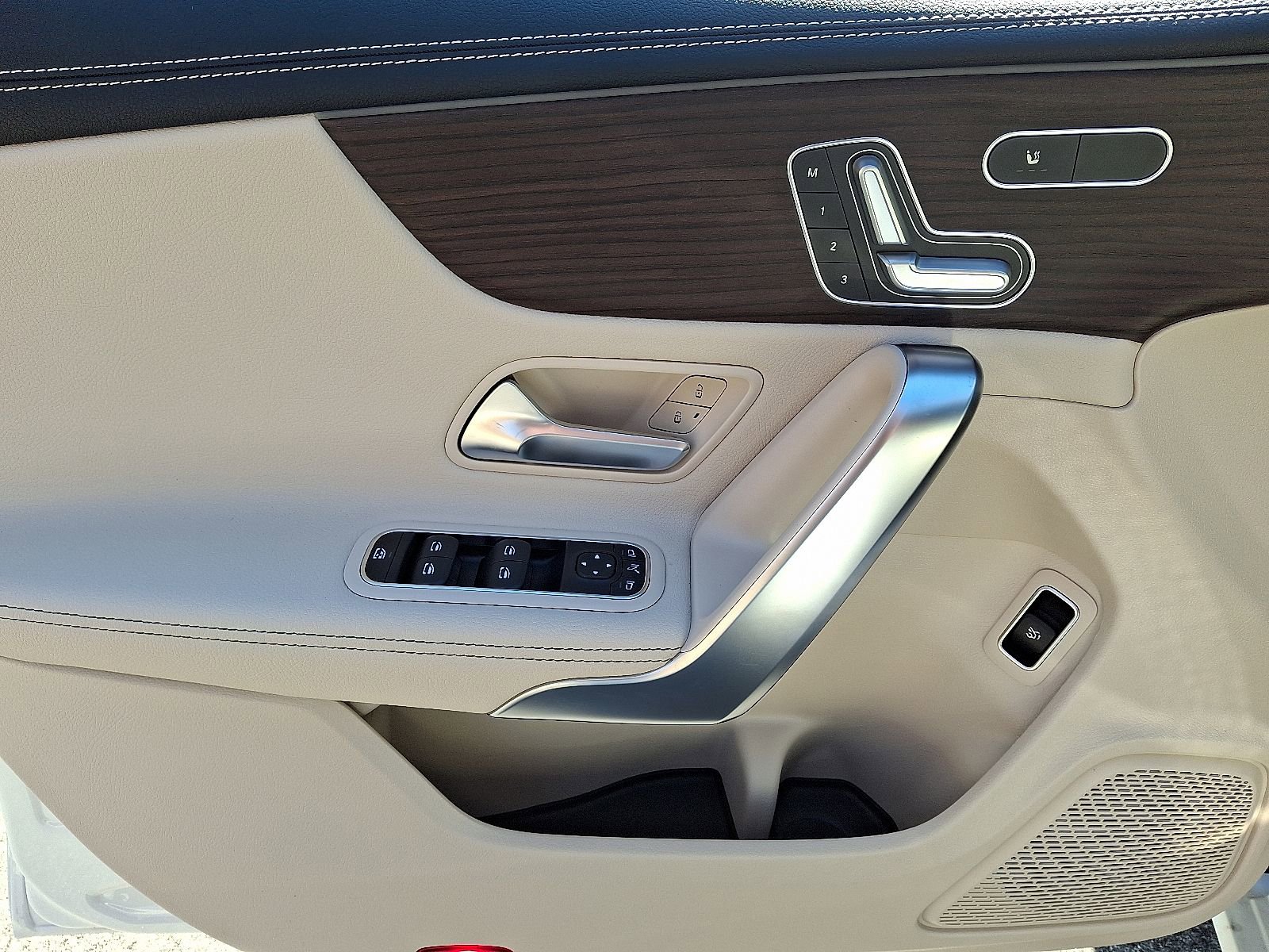 New 2026 Mercedes-Benz CLA 250 4MATIC image 7