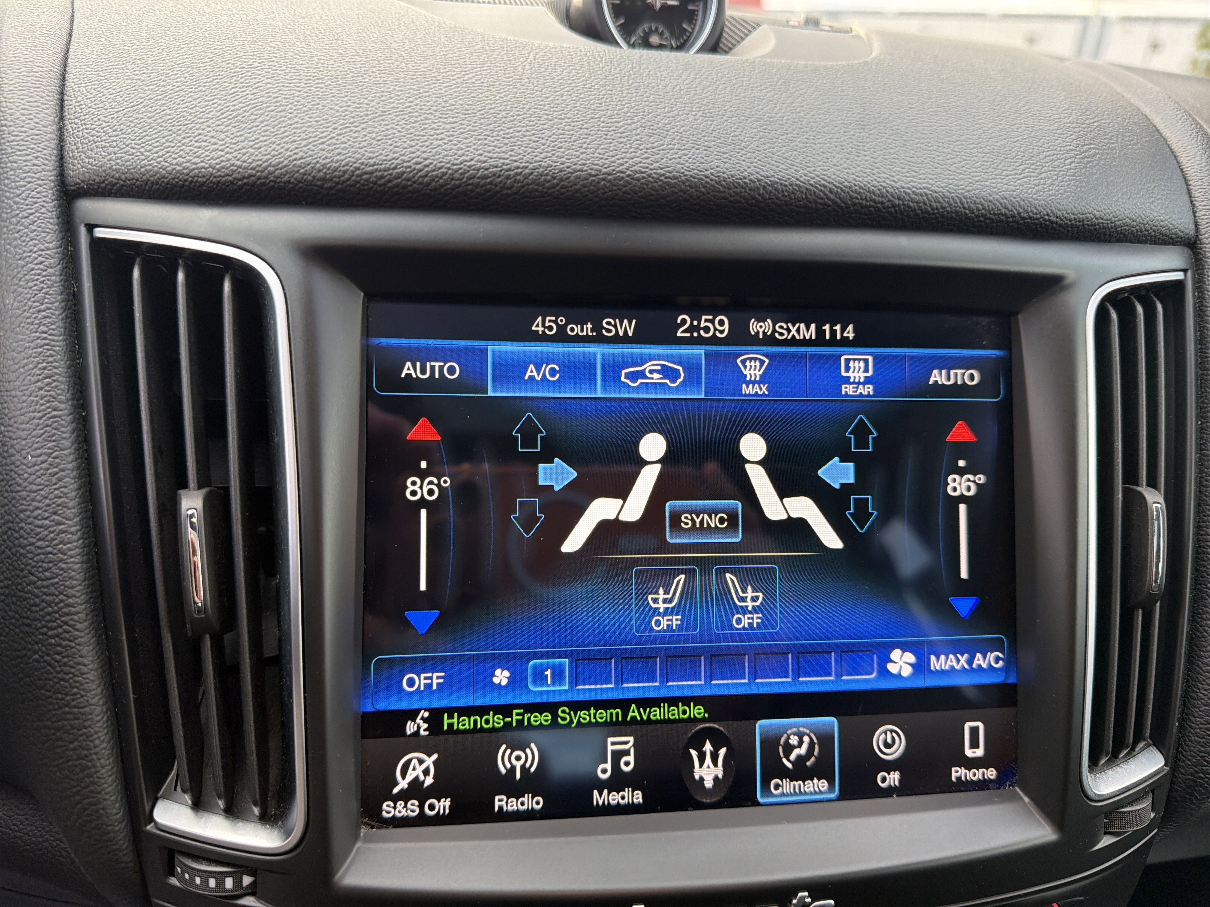 Used 2019 Maserati Levante image 14