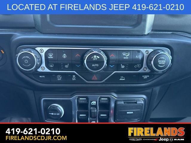 Used 2023 Jeep Gladiator Willys image 24