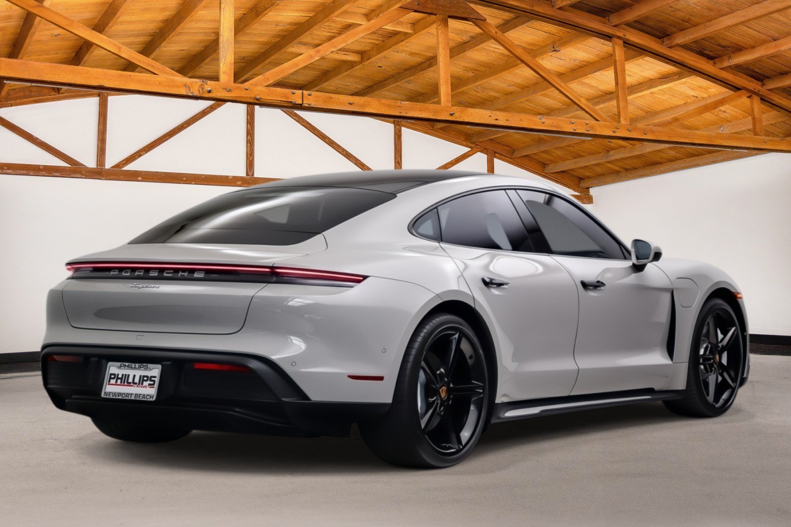 Used 2024 Porsche Taycan RWD image 5