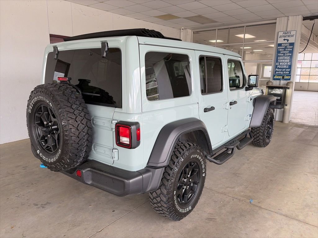 Used 2023 Jeep Wrangler Unlimited w/ Sun & Screen Package image 5