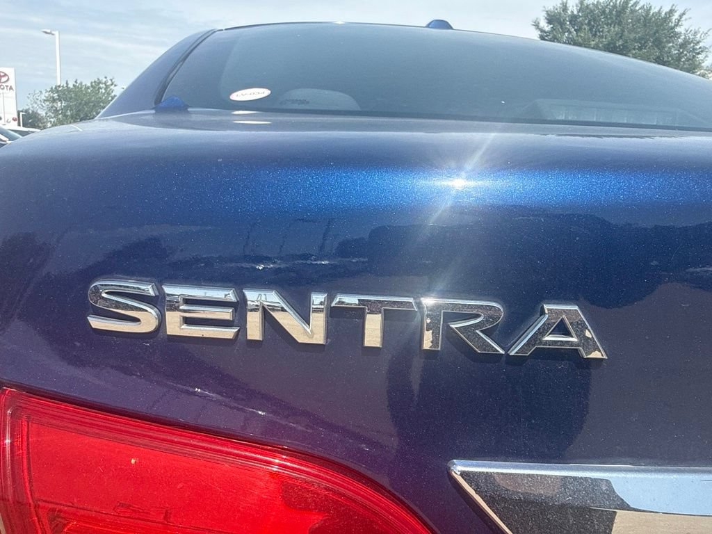 Used 2016 Nissan Sentra SV FWD image 12