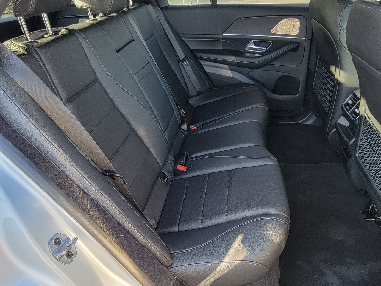 New 2023 Mercedes-Benz GLE 350 4MATIC w/ Premium Package image 5