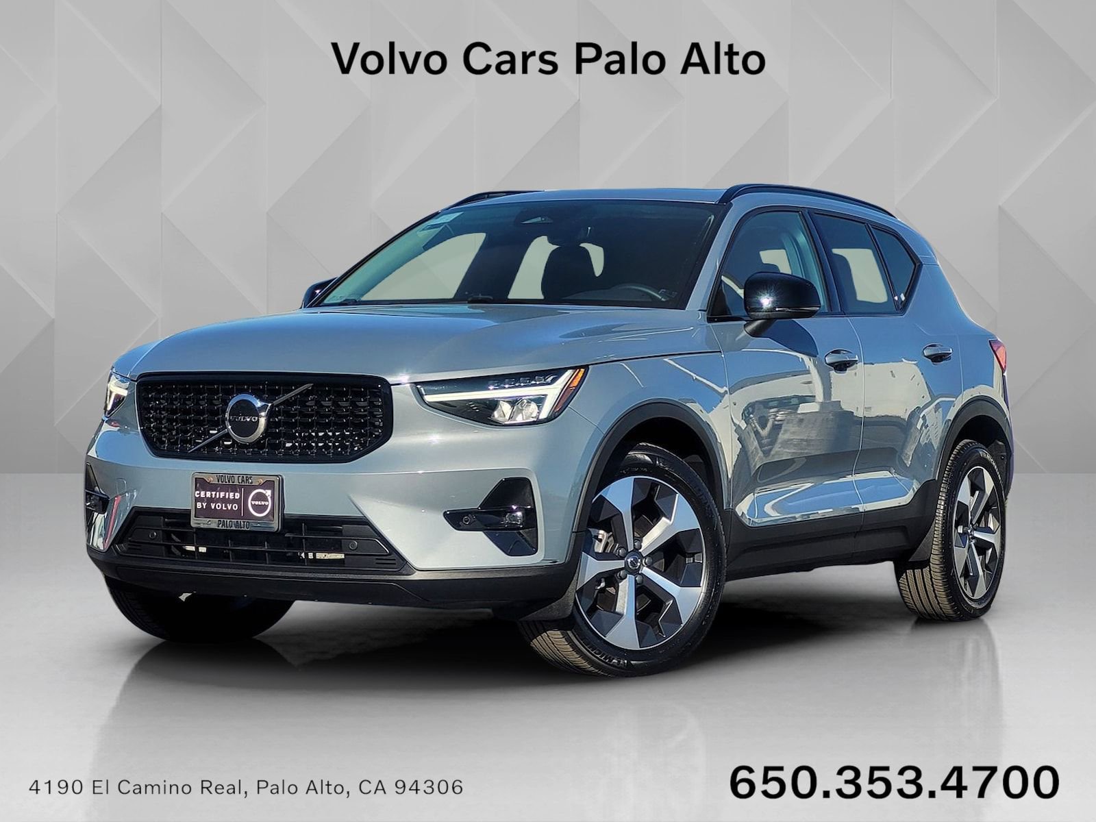 Certified 2023 Volvo XC40 B5 Plus w/ Protection Package Premier image 1