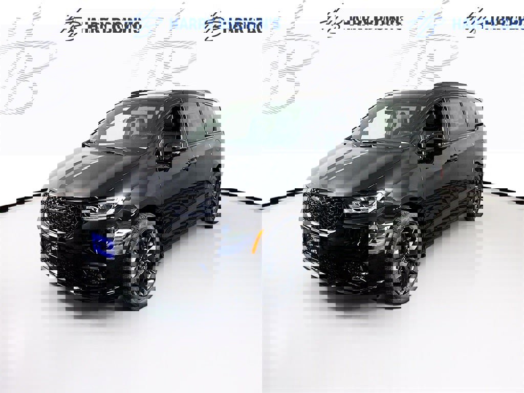 New 2026 Chrysler Pacifica Limited w/ S Appearance Package