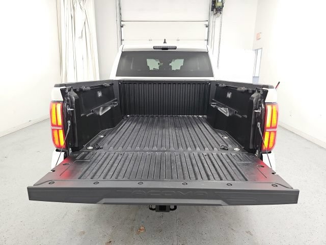 Used 2026 Toyota Tacoma TRD Off-Road AWD/4WD image 30
