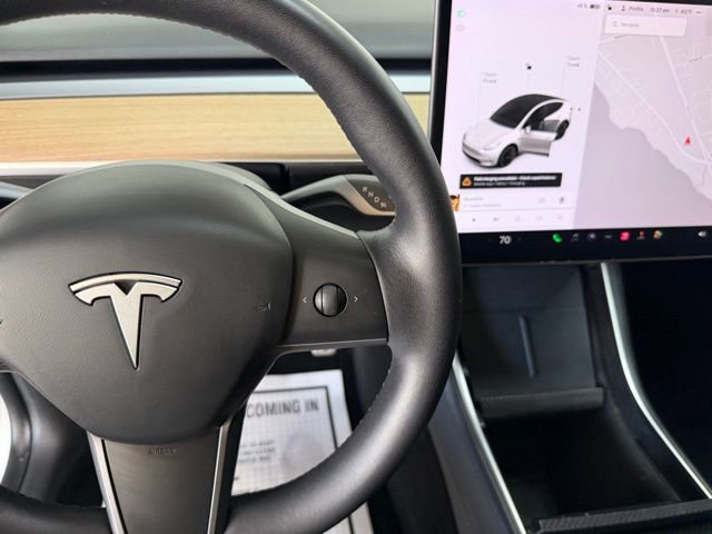Used 2020 Tesla Model Y Long Range AWD/4WD image 16