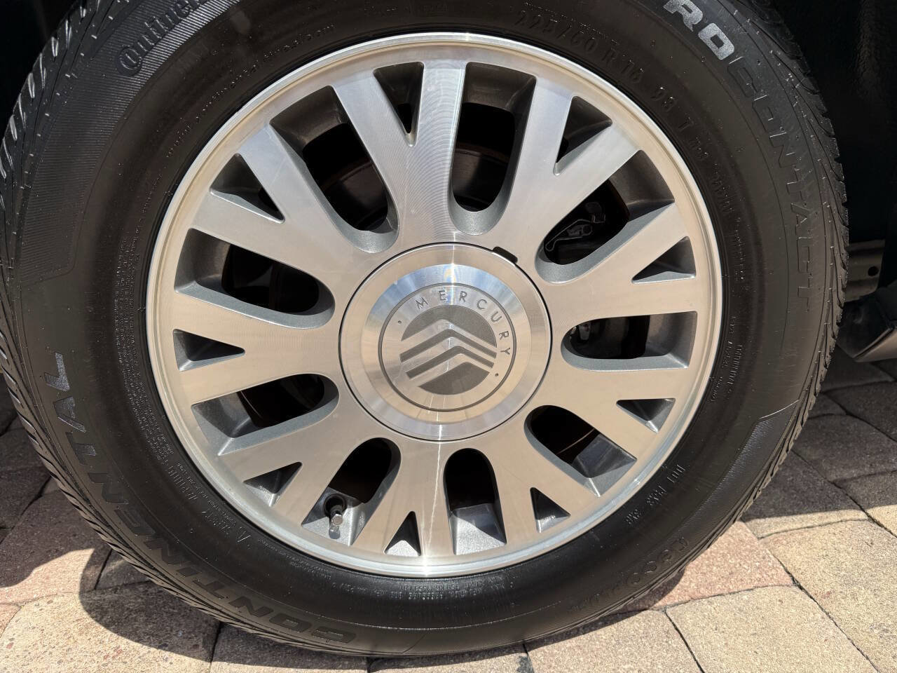 Used 2005 Mercury Grand Marquis LS image 4