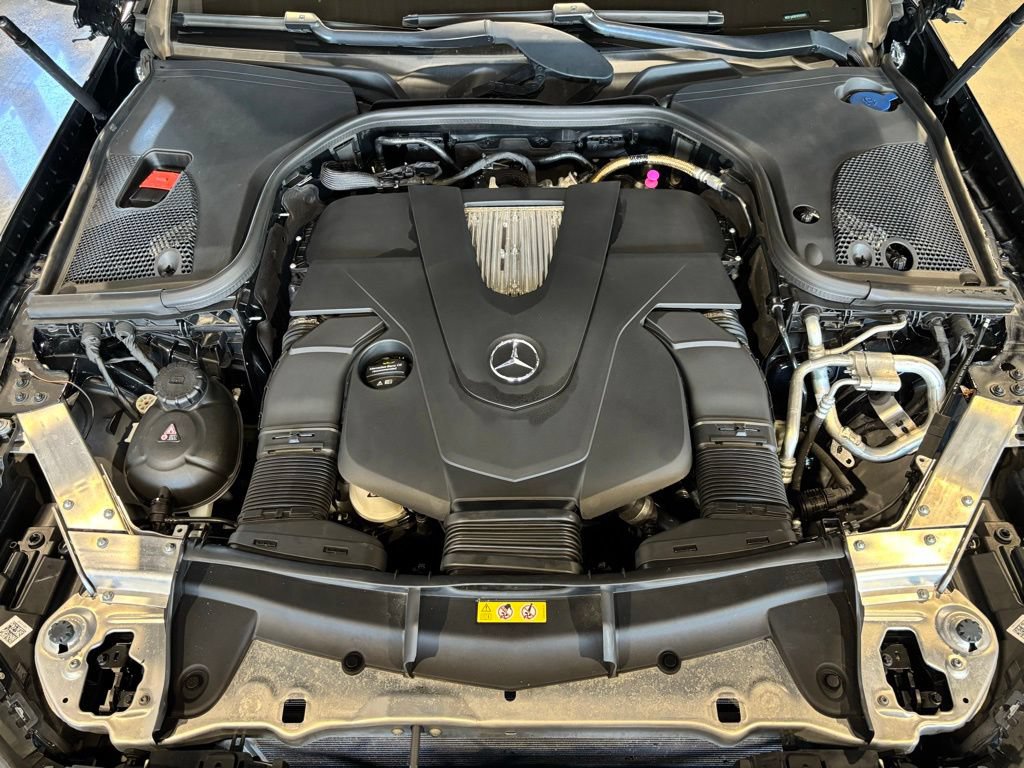 Used 2018 Mercedes-Benz E 400 4MATIC Coupe image 19