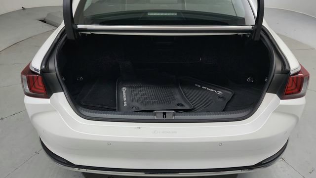 Used 2021 Lexus ES 250 w/ Premium Package image 18