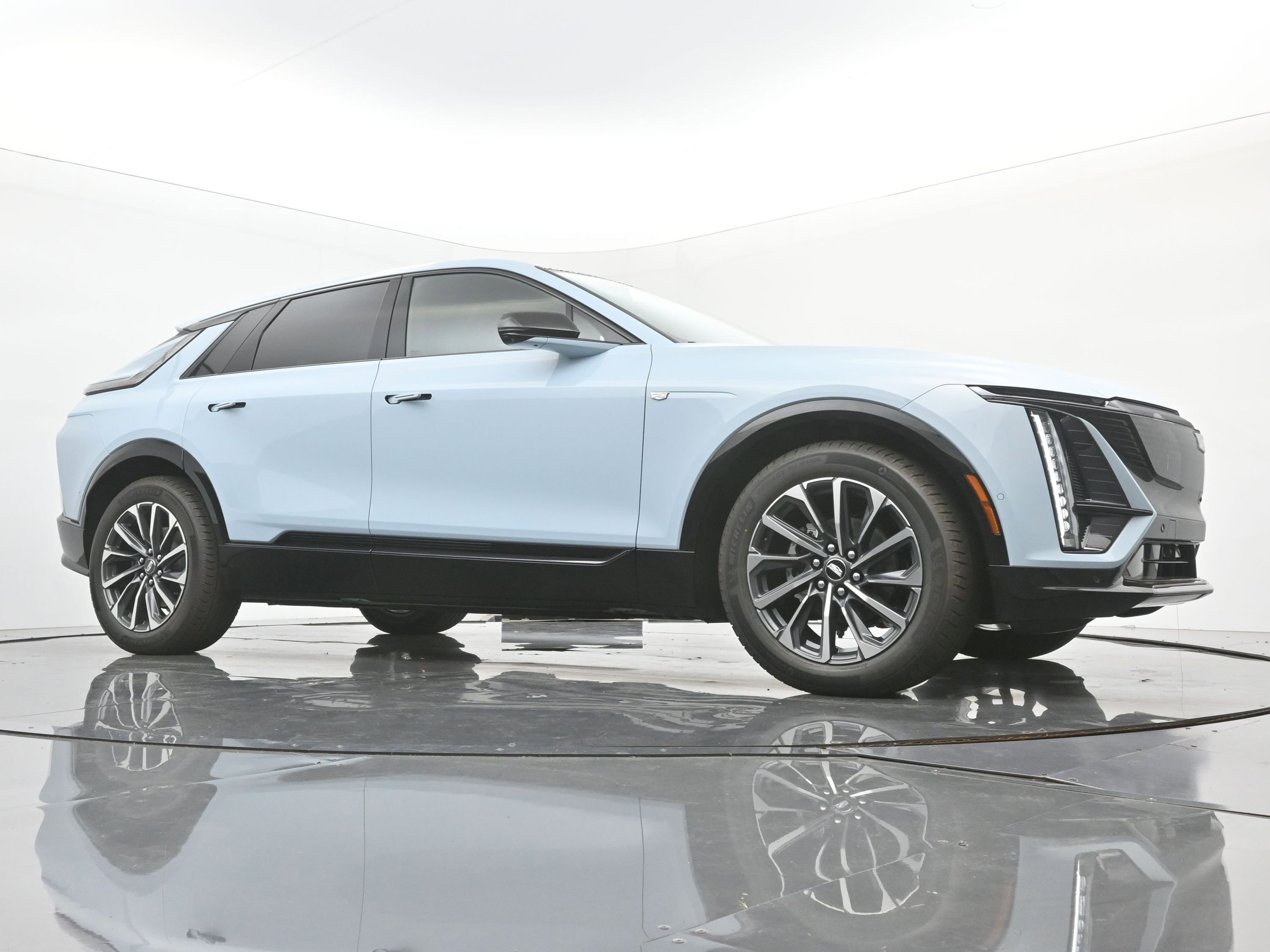 New 2026 Cadillac Lyriq Sport image 21