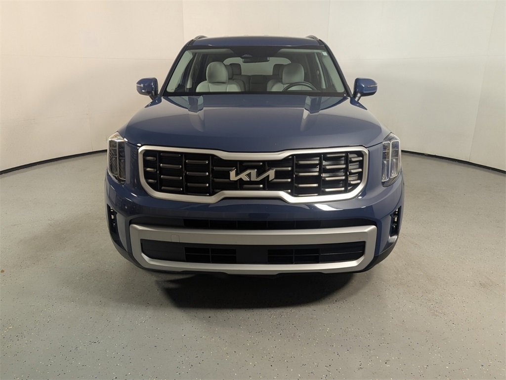 Used 2023 Kia Telluride S video 2
