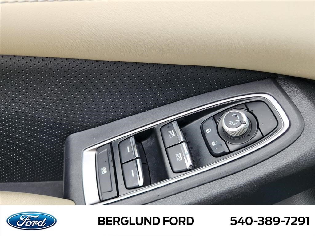 Used 2022 Subaru Ascent Limited w/ Technology Package AWD/4WD image 20