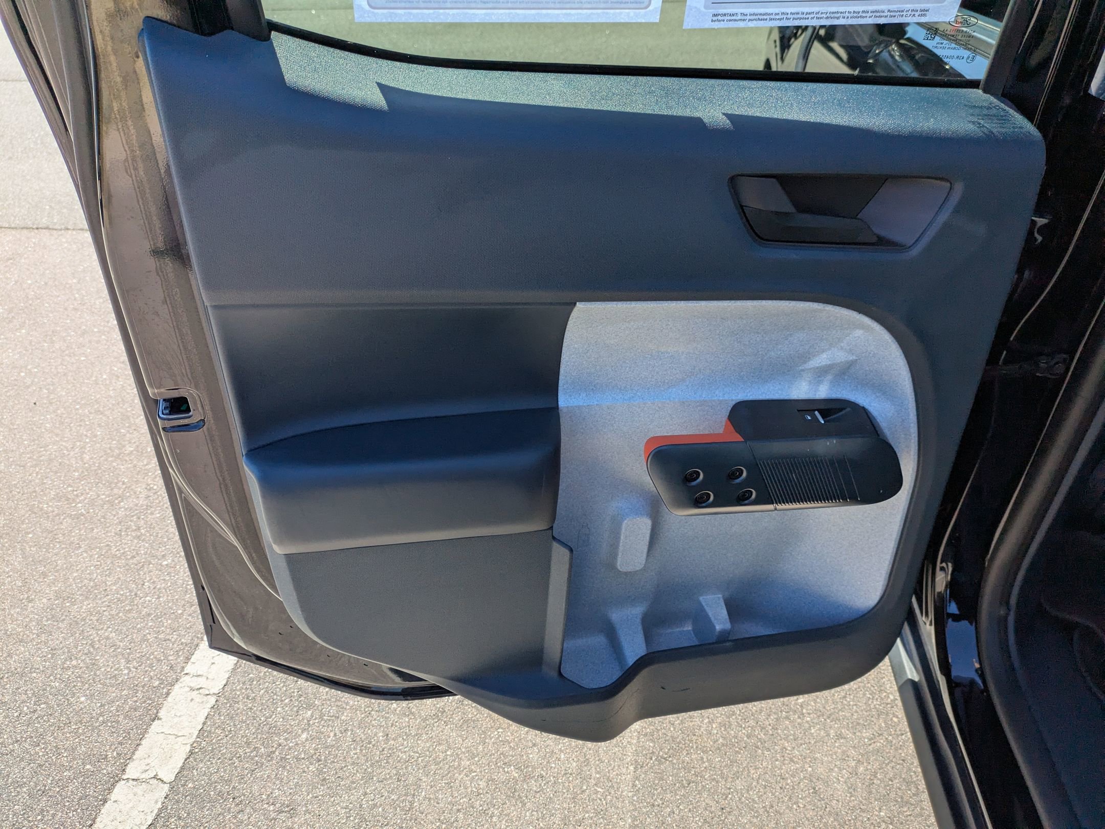 Certified 2024 Ford Maverick XLT image 29