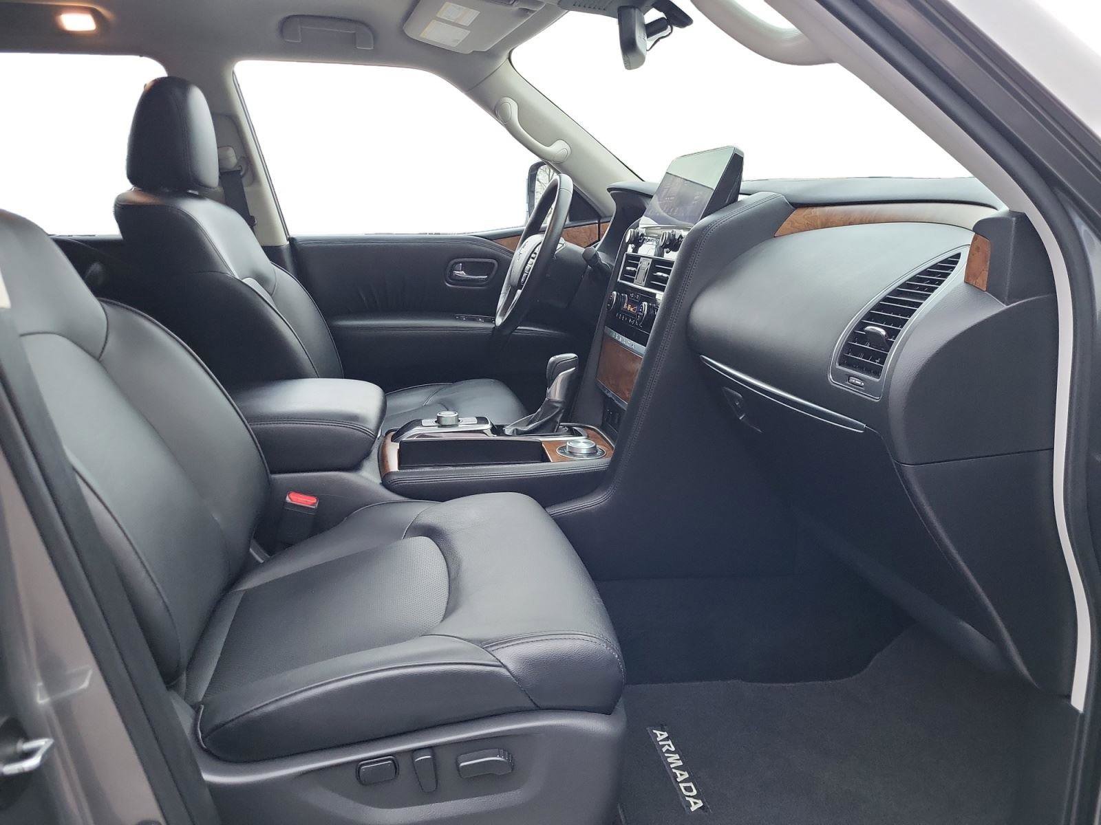 Used 2024 Nissan Armada SL w/ Captain's Chairs Package image 29