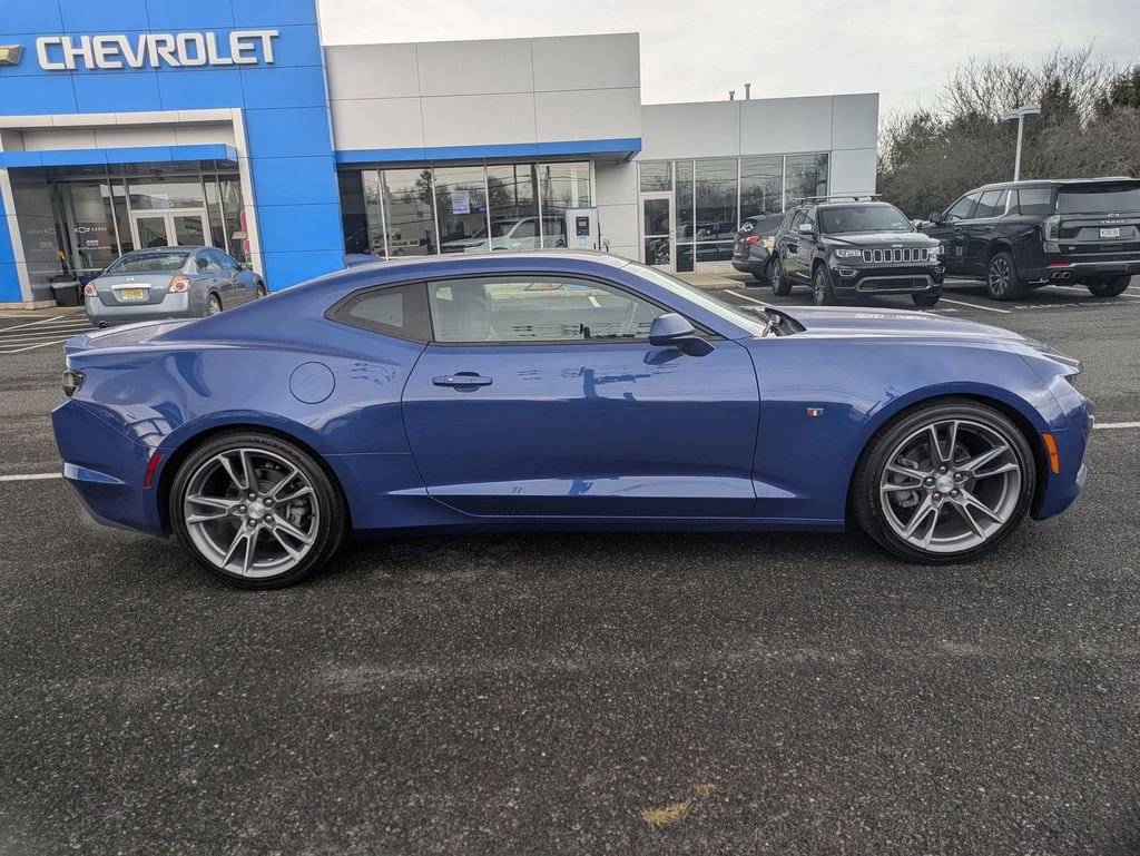 Used 2023 Chevrolet Camaro LT w/ RS Package image 4