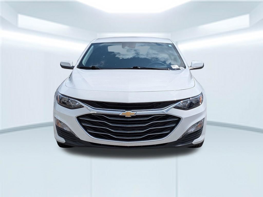 Used 2025 Chevrolet Malibu LT FWD image 11