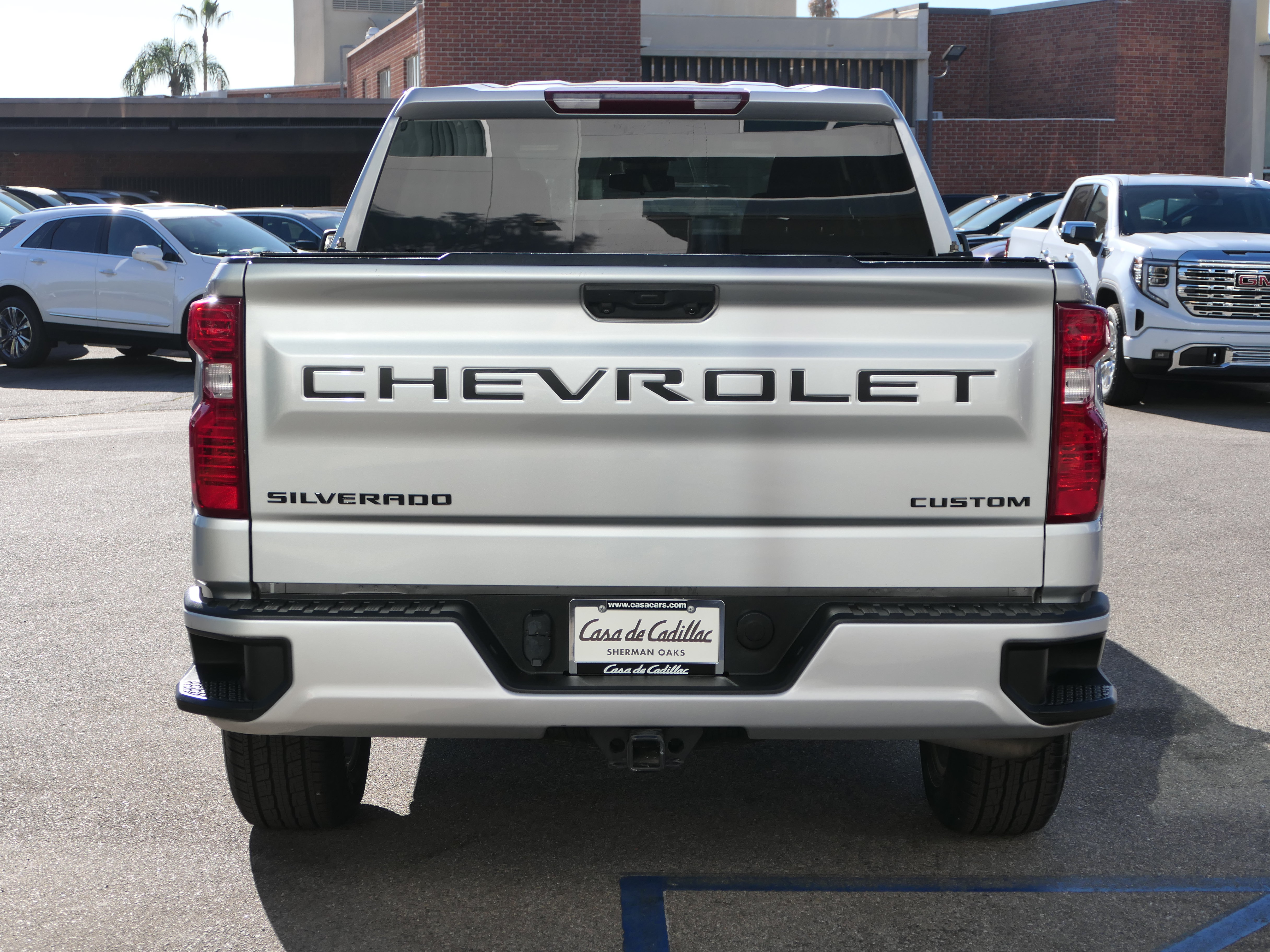 Used 2022 Chevrolet Silverado 1500 Custom w/ LPO, Dark Essentials Package RWD image 4