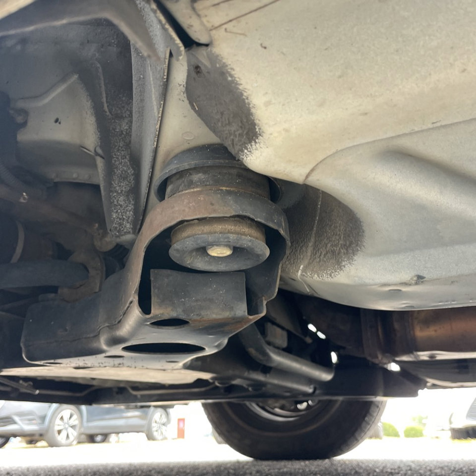 Used 2004 Buick Le Sabre Custom image 26