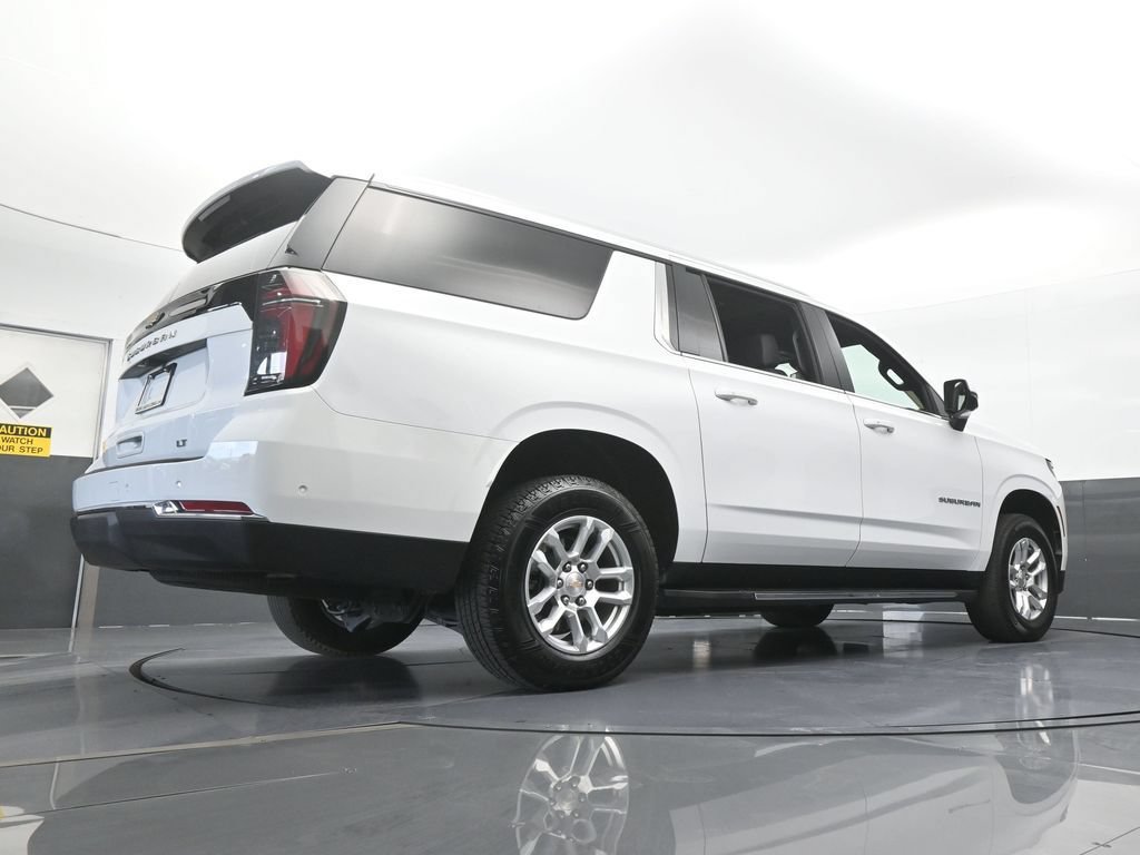 Used 2025 Chevrolet Suburban LT RWD image 67