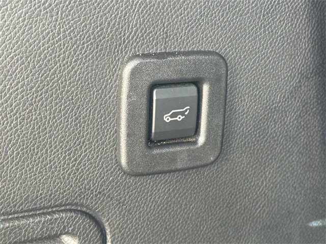 Used 2016 Lincoln Navigator Select image 19