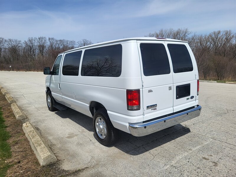Used 2014 Ford E-350 and Econoline 350 XLT RWD image 9