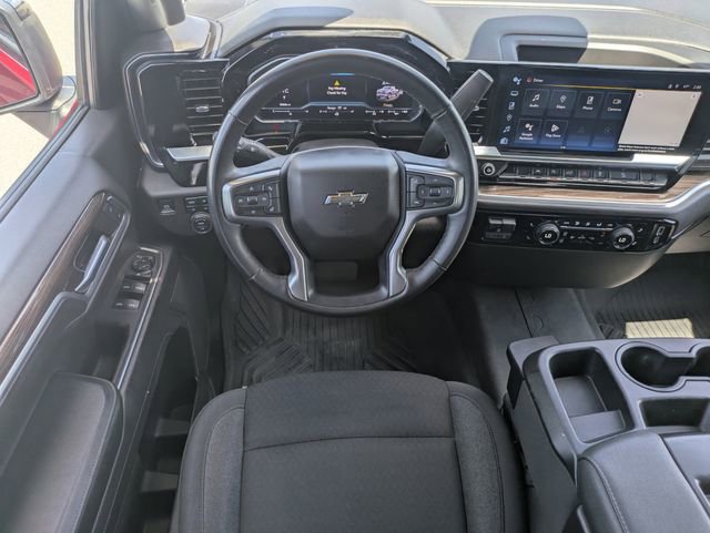 Used 2024 Chevrolet Silverado 1500 RST AWD/4WD image 18