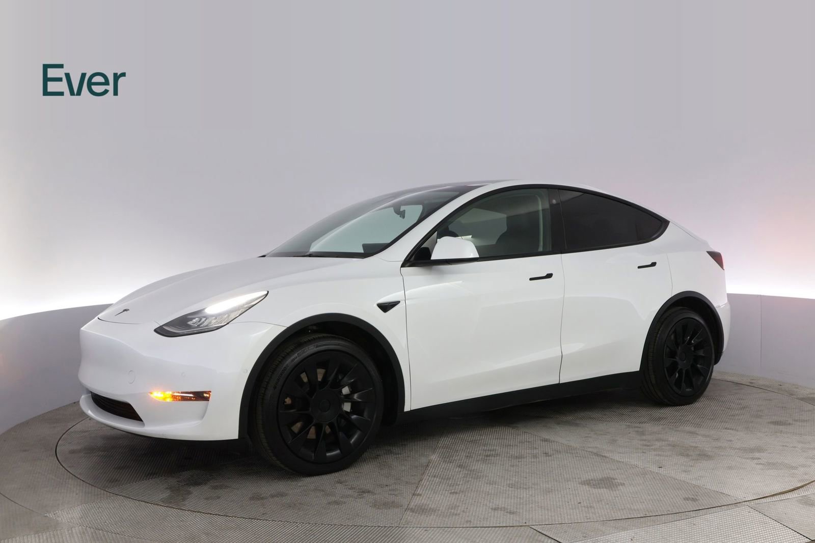 Used 2021 Tesla Model Y Long Range AWD/4WD image 18