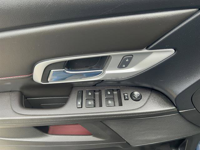 Used 2017 GMC Terrain SLE FWD image 8