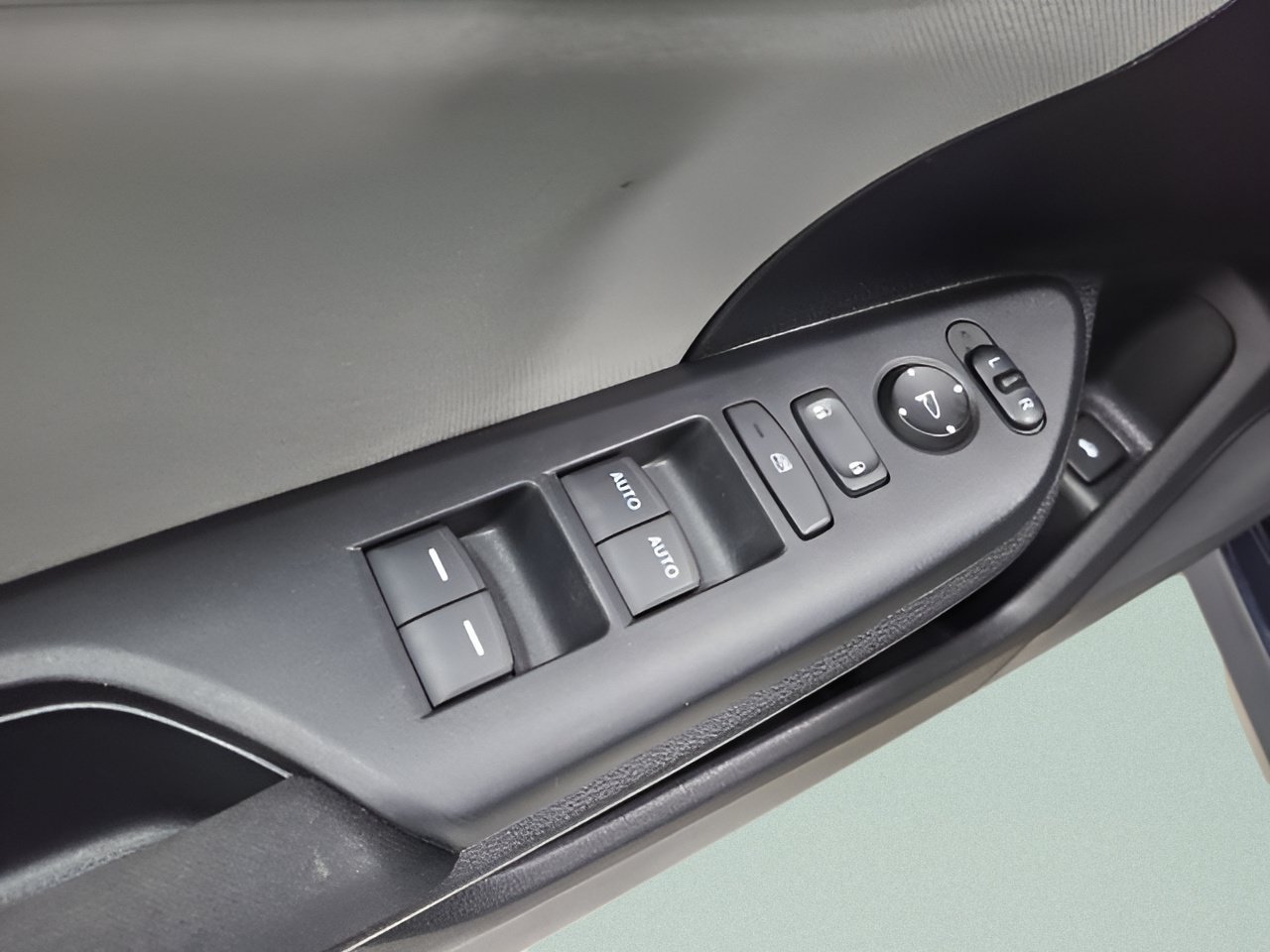 Certified 2020 Honda Civic EX image 18