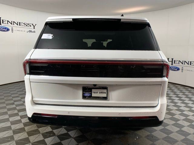New 2025 Lincoln Navigator Reserve w/ Jet Appearance Package image 6