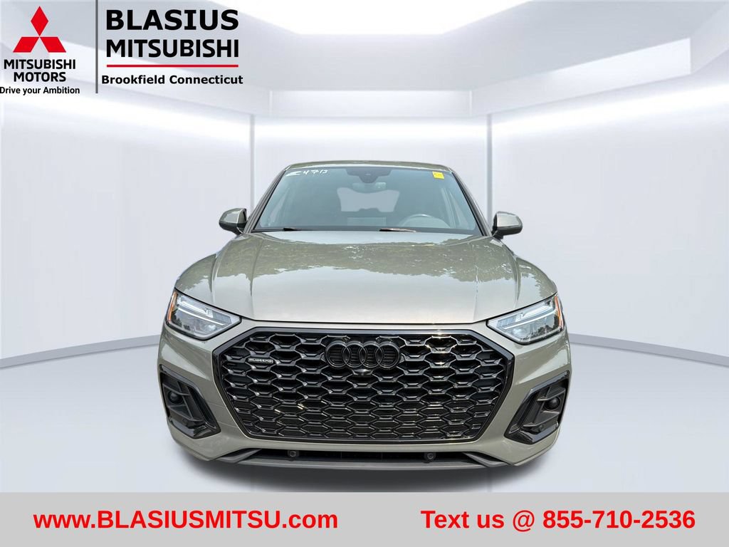 Used 2023 Audi Q5 2.0T Premium Plus w/ Premium Plus Package AWD/4WD image 4