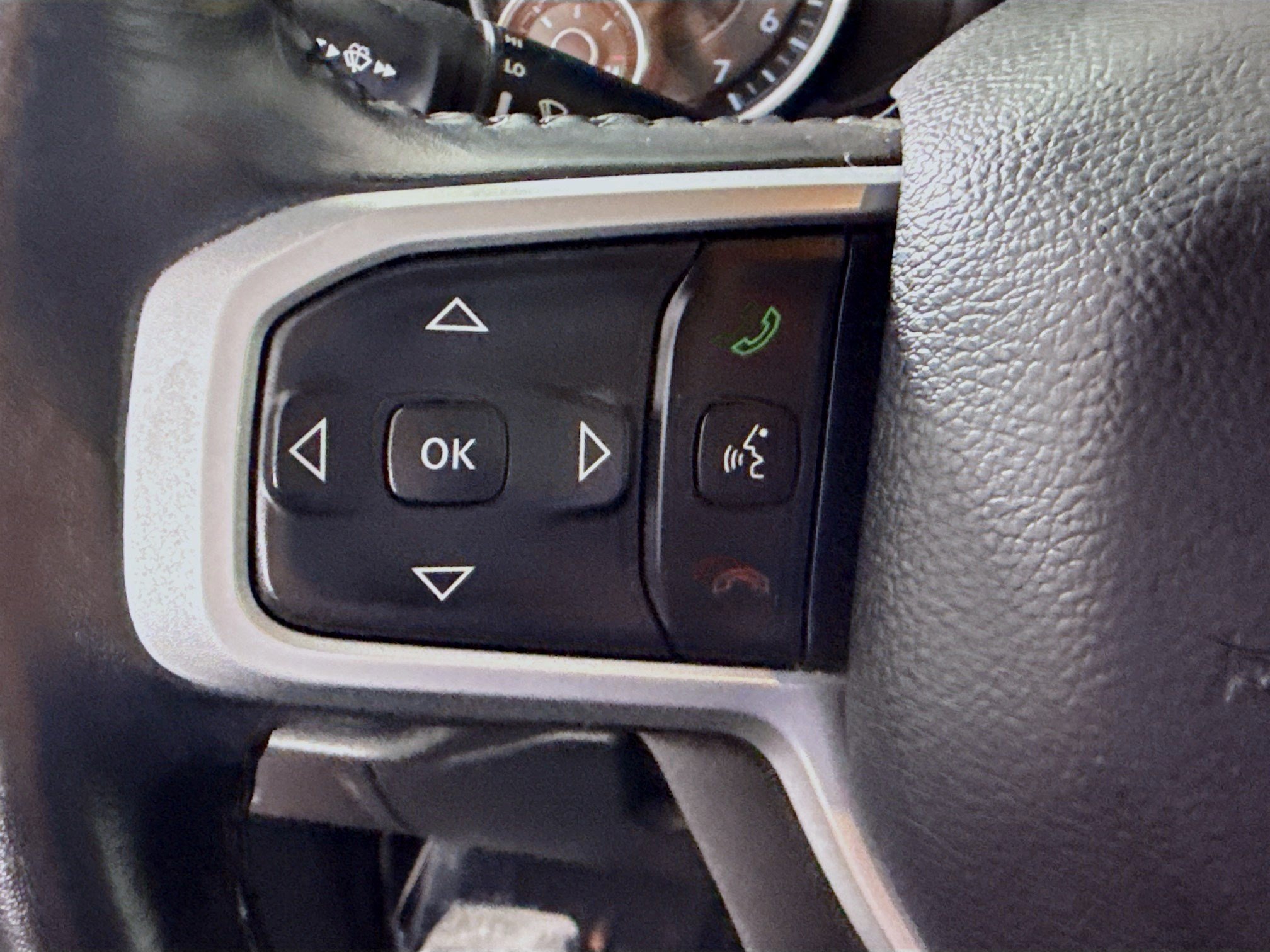 Used 2022 RAM 1500 Big Horn AWD/4WD image 14