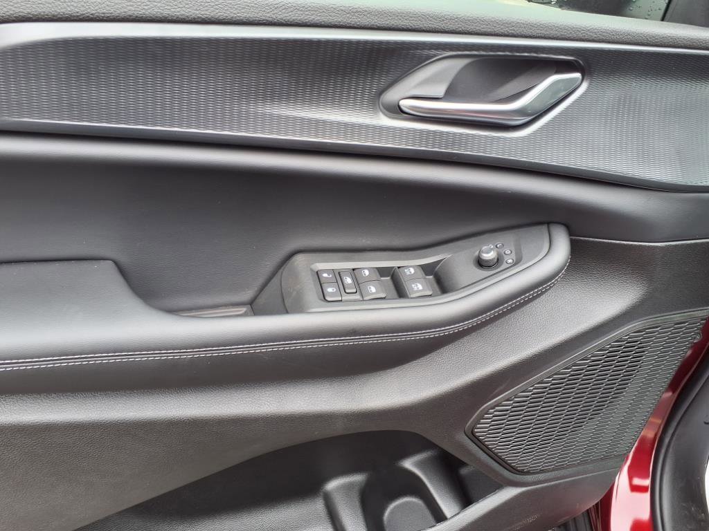 New 2025 Jeep Grand Cherokee Laredo X image 13