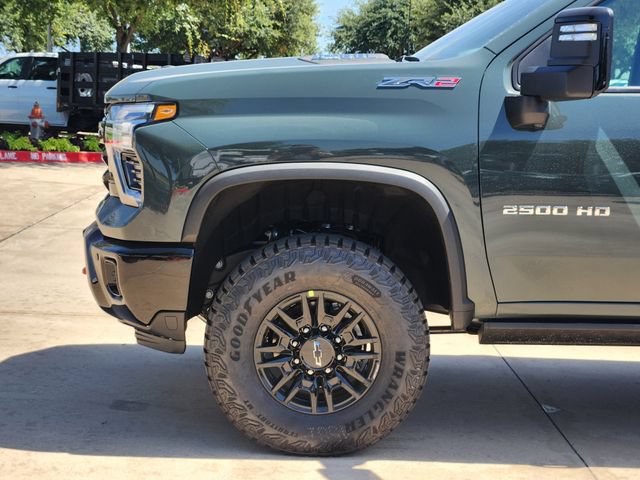 New 2026 Chevrolet Silverado 2500 ZR2 AWD/4WD image 16