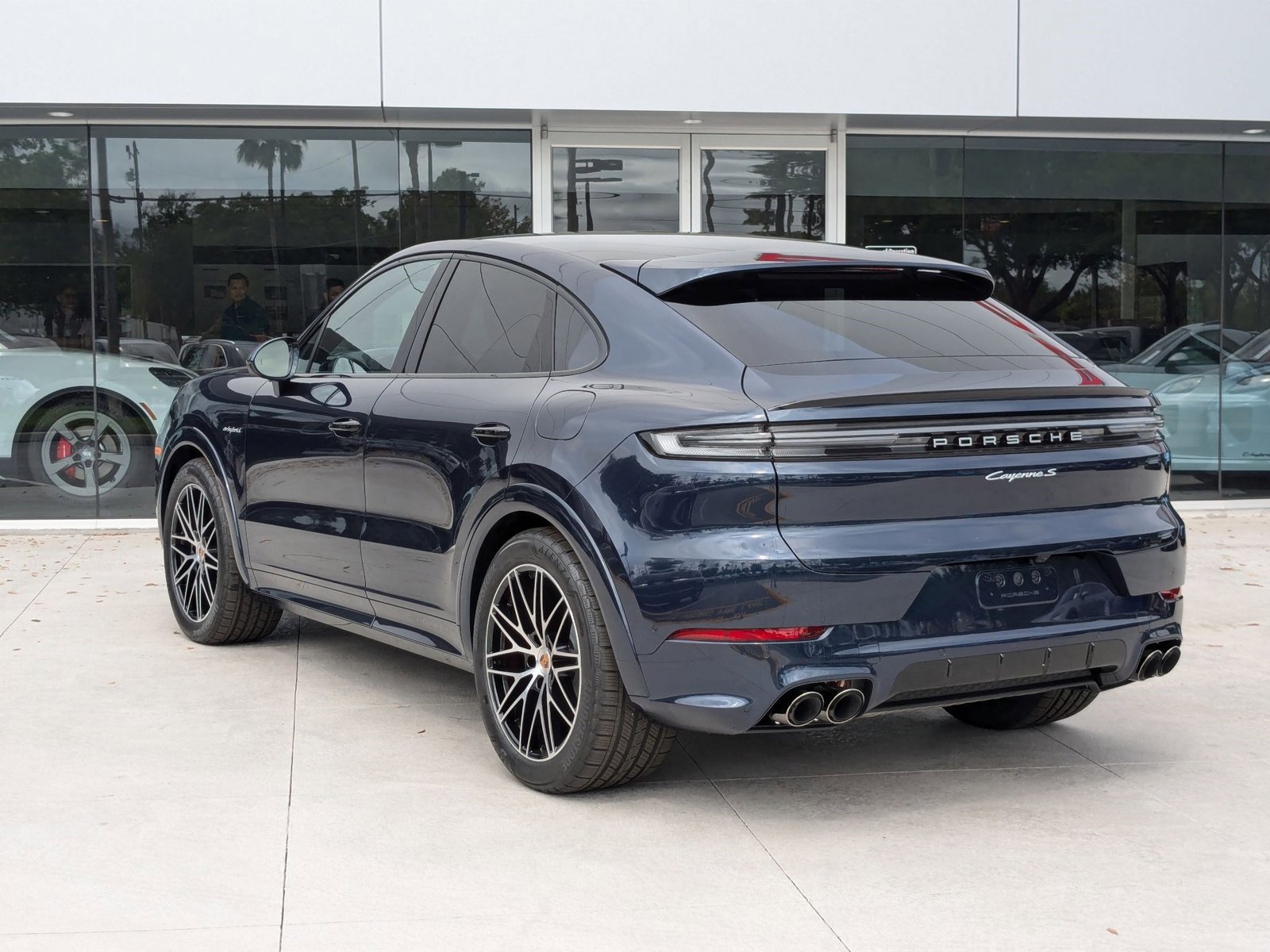 New 2025 Porsche Cayenne S image 3