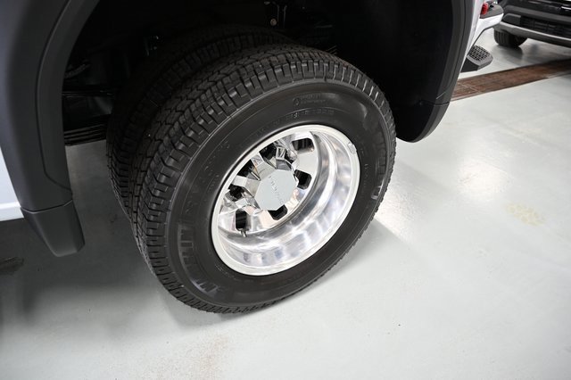 New 2026 GMC Sierra 3500 Denali w/ Denali Reserve Package image 38