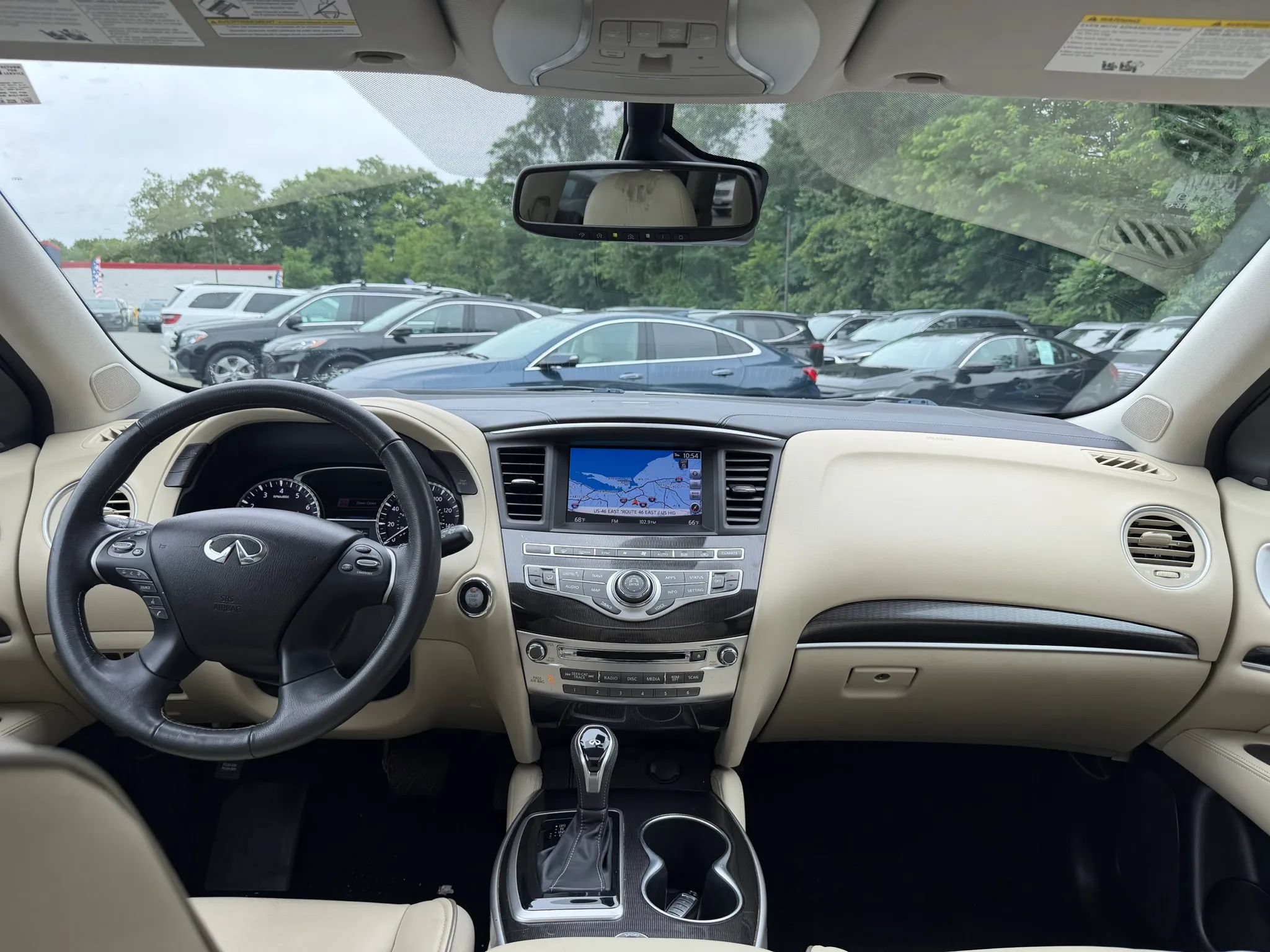 Used 2019 INFINITI QX60 Luxe w/ Essential Package AWD/4WD image 17