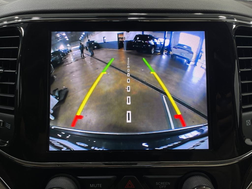 Used 2021 Jeep Grand Cherokee Summit w/ Platinum Series Group image 11