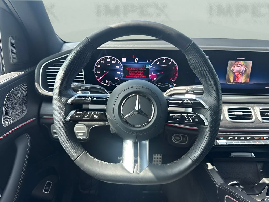 Used 2025 Mercedes-Benz GLS 450 4MATIC image 14