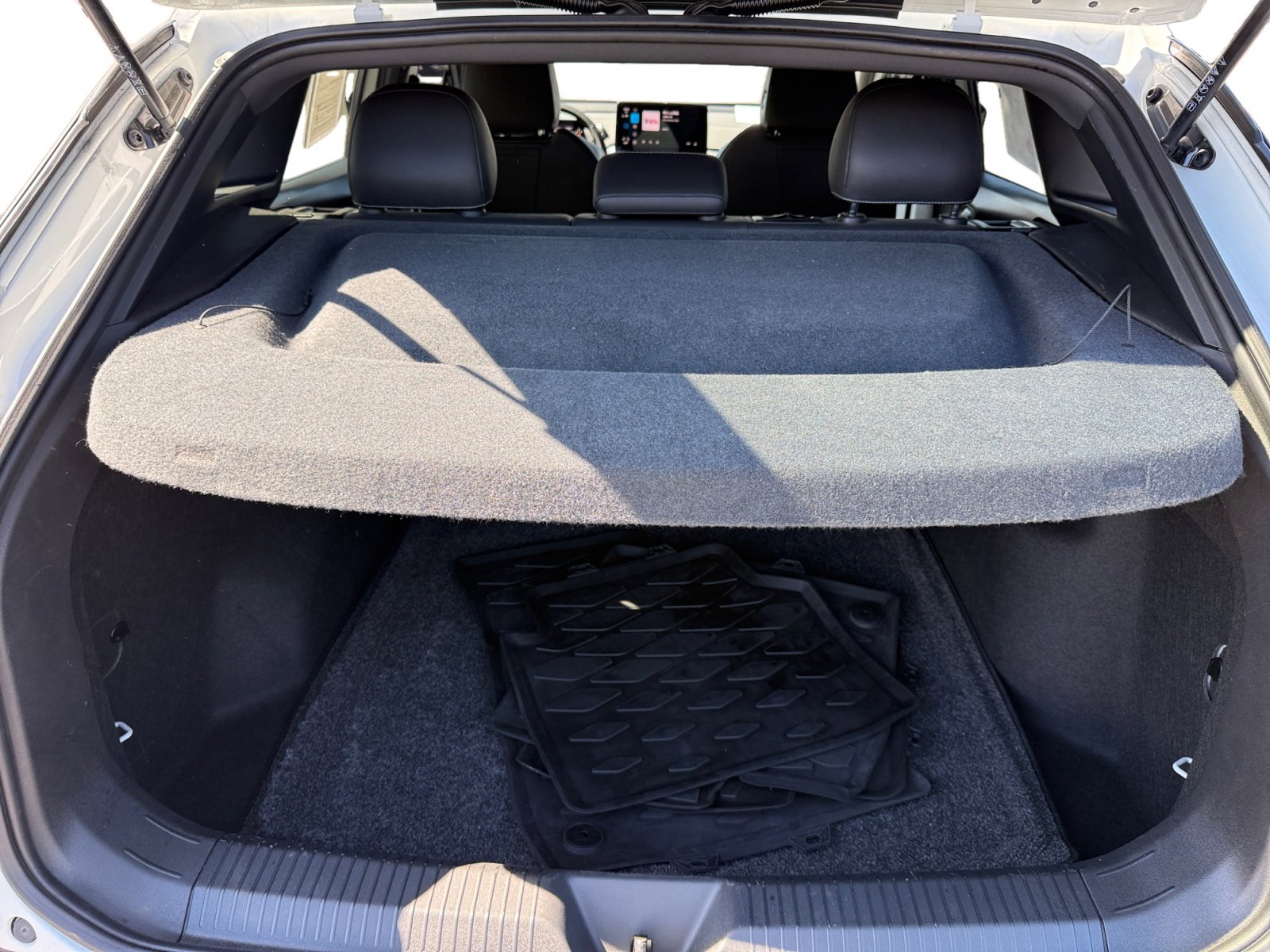 Certified 2024 Volkswagen ID.4 2WD image 17