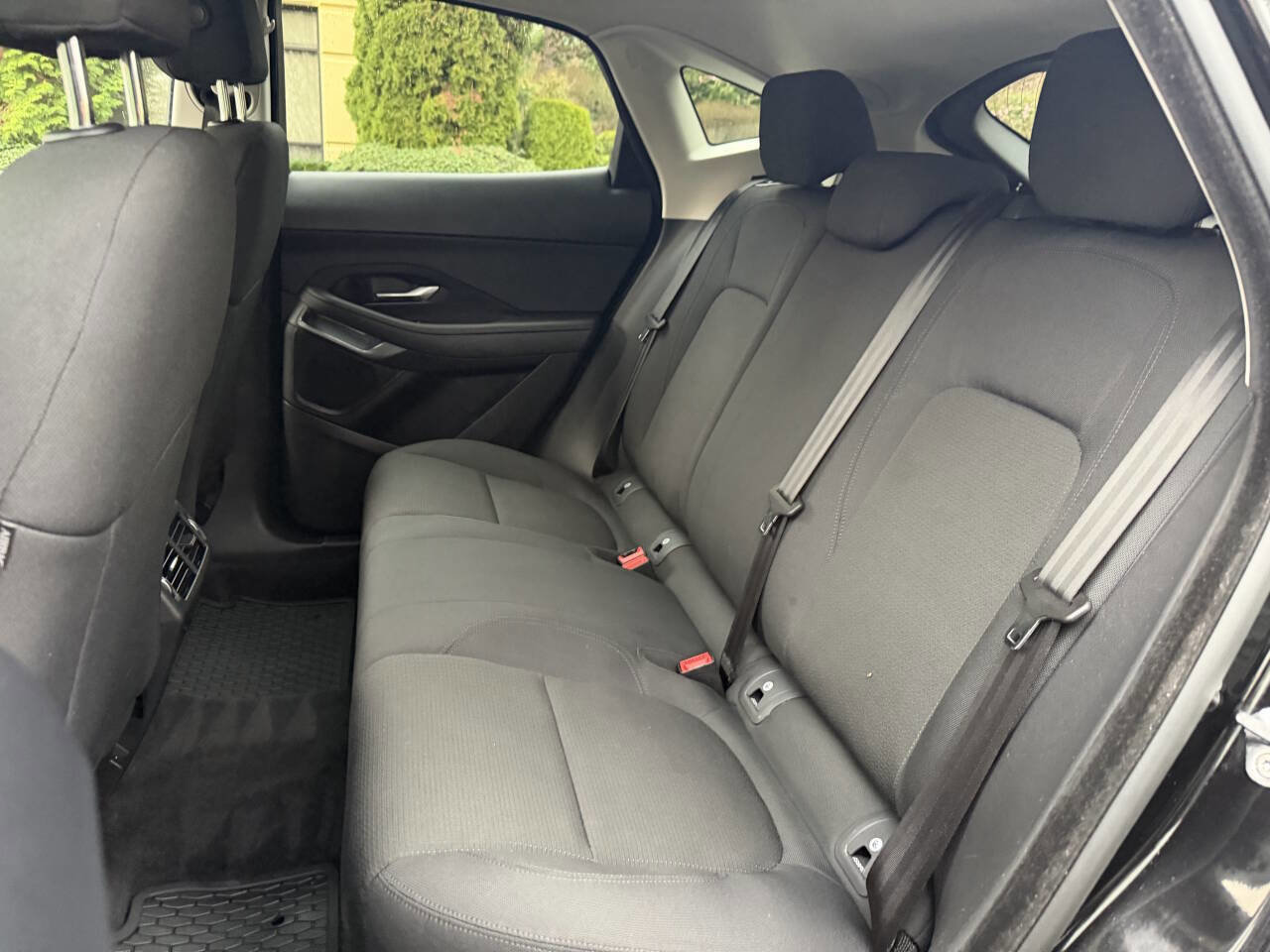 Used 2019 Jaguar E-PACE image 23