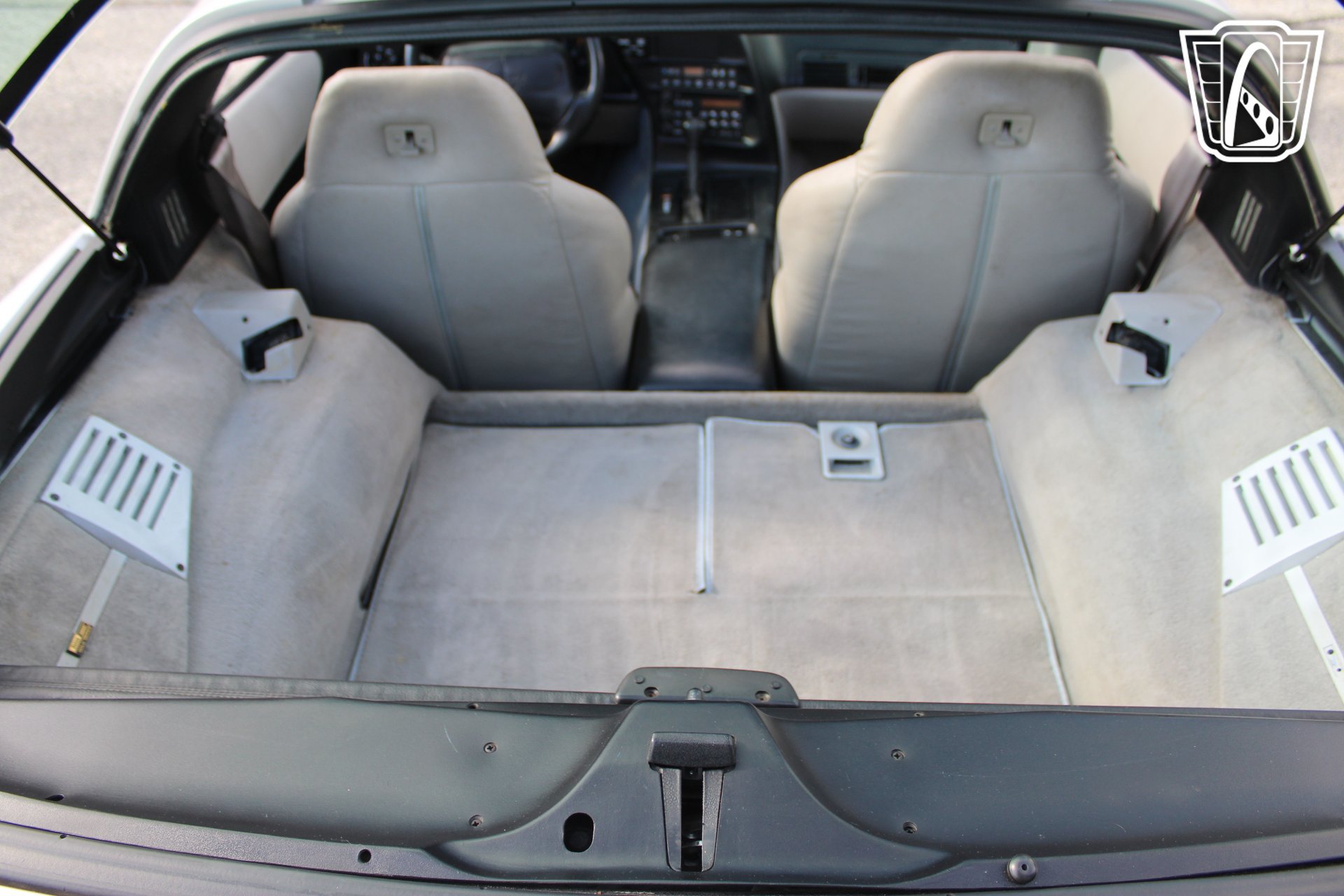 Used 1996 Chevrolet Corvette Coupe RWD image 10