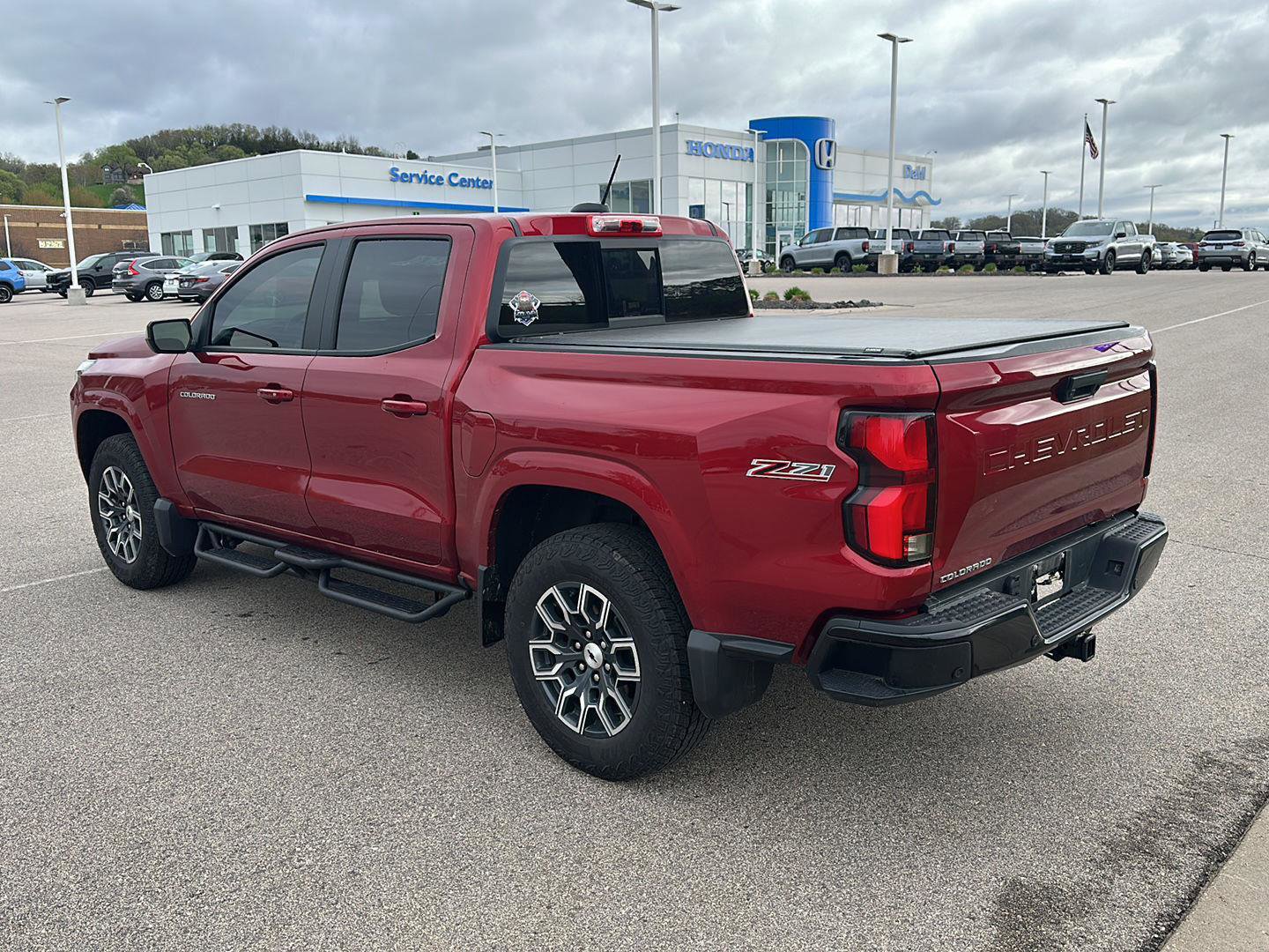 Used 2024 Chevrolet Colorado Z71 w/ Z71 Convenience Package 2 AWD/4WD image 5